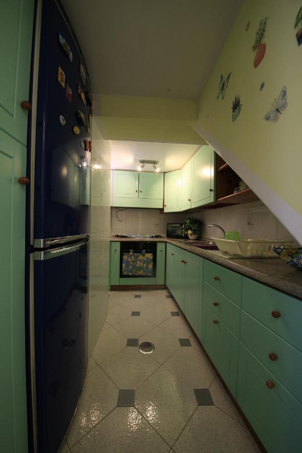 Ferienwohnung Dolls House Minori Exterior foto